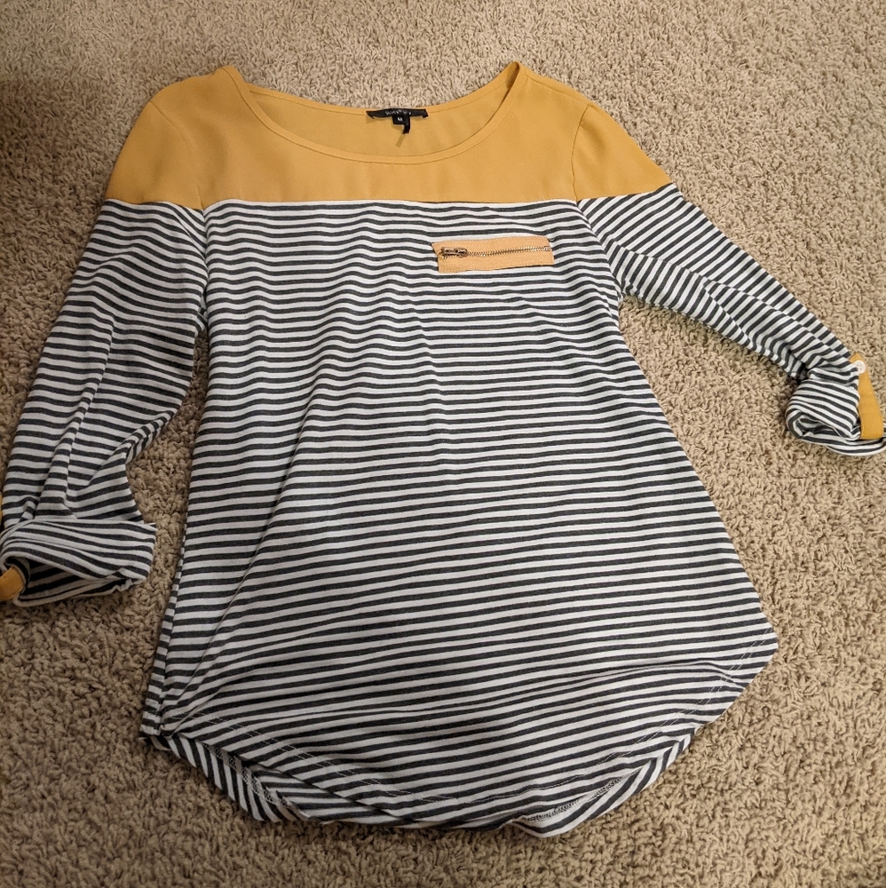Casaul yellow grey striped top